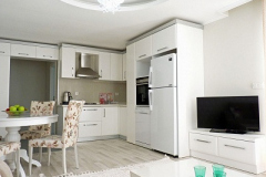 Apt-2-B-04