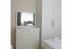 Apt-2-B-19