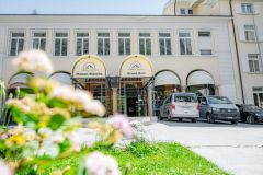 6346e12576cfd-CS_Thermalhotels_1699-1