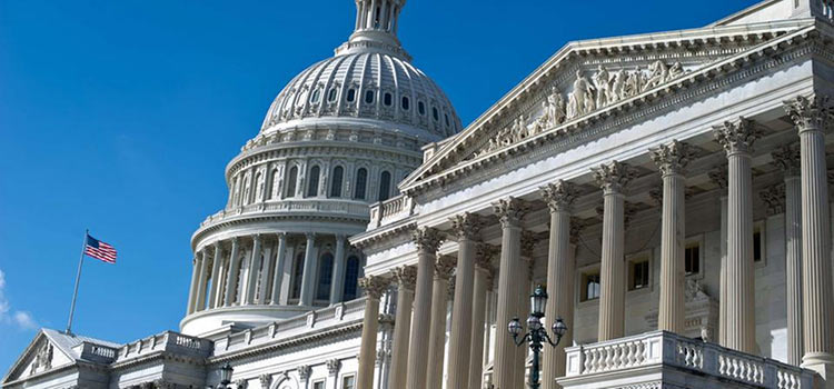 Правительство США сделало все виды отказа от гражданства дороже