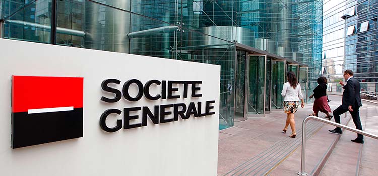 Societe Generale закрывает счета клиентов с неправильными паспортами