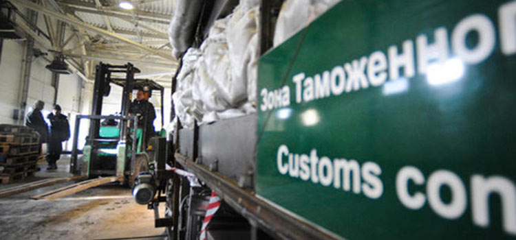 Российские таможенники предложили облагать налогами все покупки в иностранных интернет-магазинах