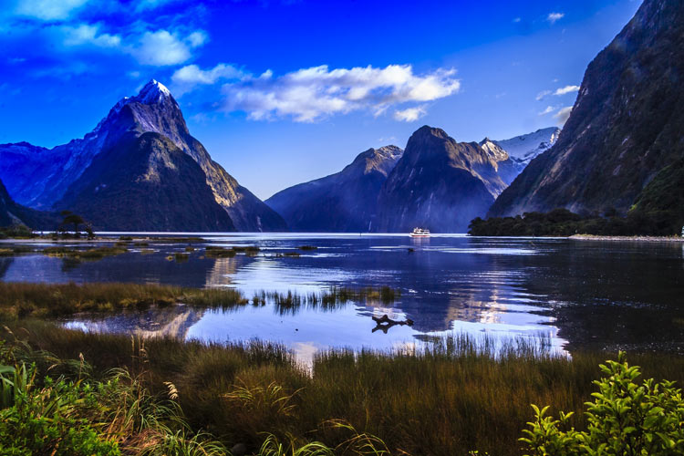 mitre peak