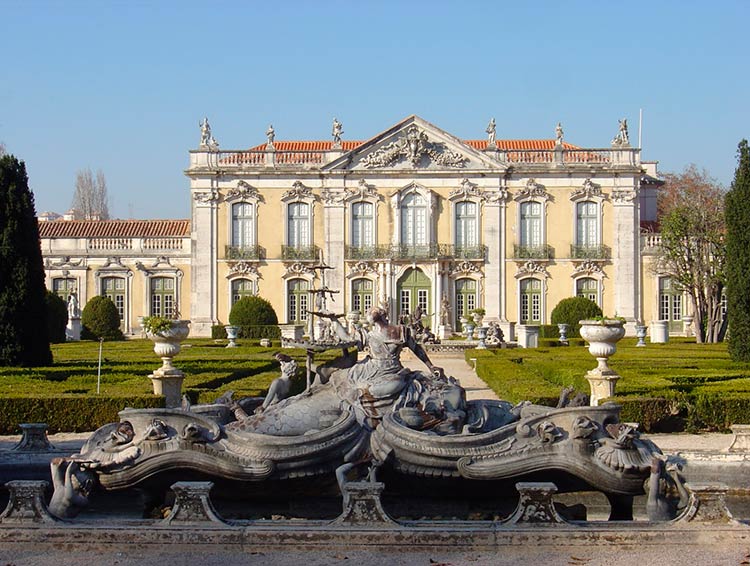 Queluz