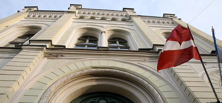 Латвийские банки продолжат работу, но МВФ призывает к жёстким мерам для восстановления репутации