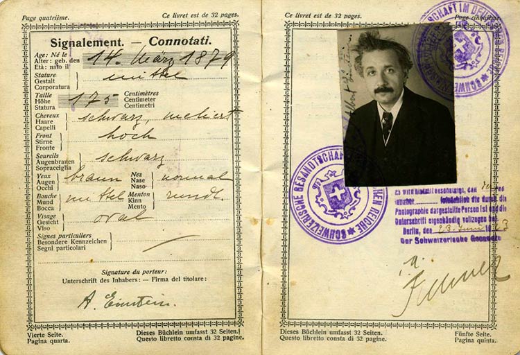 Швейцарский паспорт Альберта Эйнштейна 1923 года
