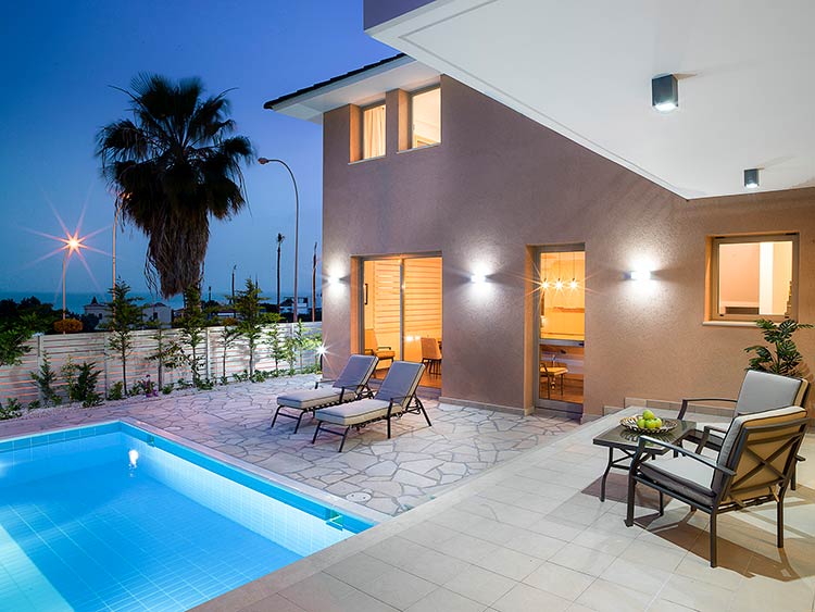 MARR VILLAS