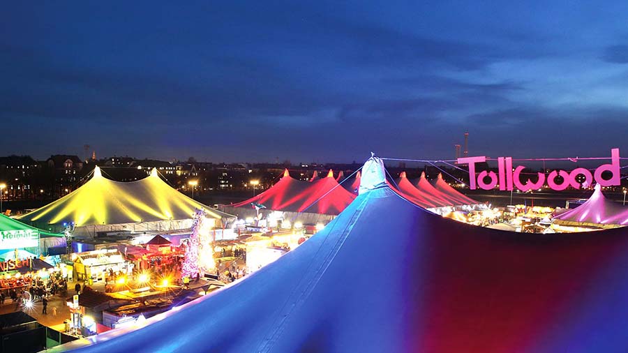 ярмарка на фестивале Tollwood