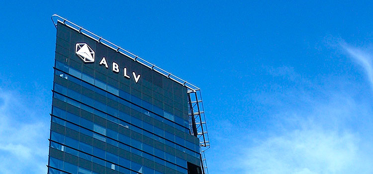 Латвийский банк ABLV оказался в центре скандала, связанного с отмыванием денег
