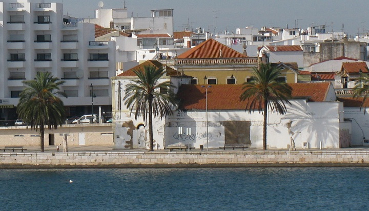 ВНЖ в Португалии для пенсионеров из России на примере апартаментов в Portimao, Algarve