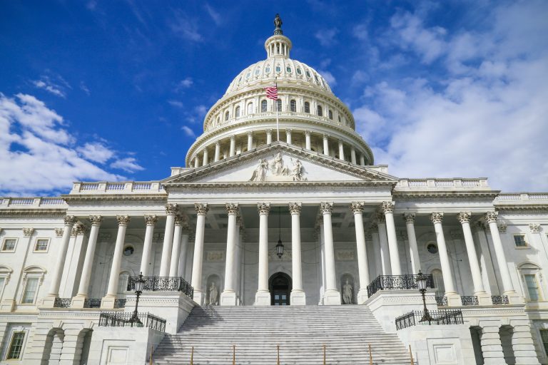 США приняли исторический закон