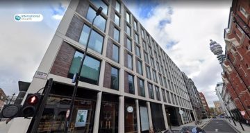 Просторный пентхауз с террасой в Fitzroy Place в Лондоне