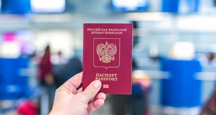 Падение спроса на авиабилеты в России, но в Турцию и Сербию ещё летают