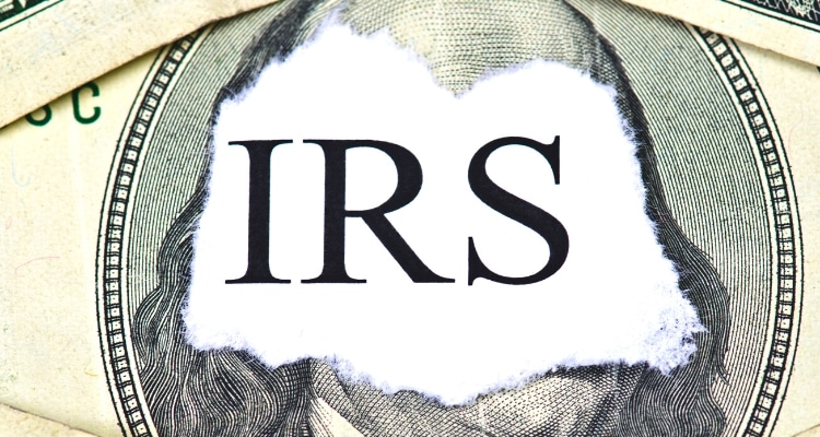 Отчитываются ли оффшорные банки перед IRS?