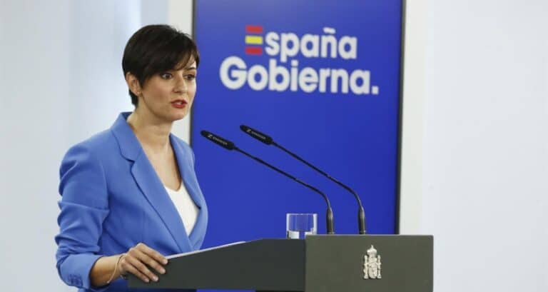Испании не удалось быстро упразднить «золотую визу» — поправки не получили поддержки